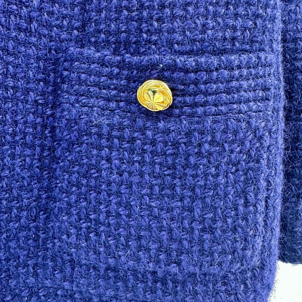 CHANEL Vintage Chanel Boutique Blue Bouclé Jacket Pocket Gold Clover Buttons